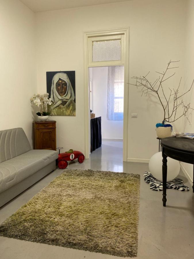 Palazzo Pilo Bed & Breakfast Sassari Luaran gambar