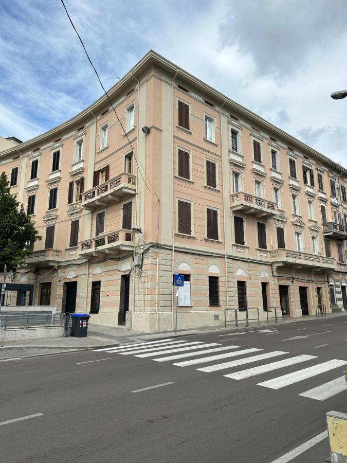 Palazzo Pilo Bed & Breakfast Sassari Luaran gambar