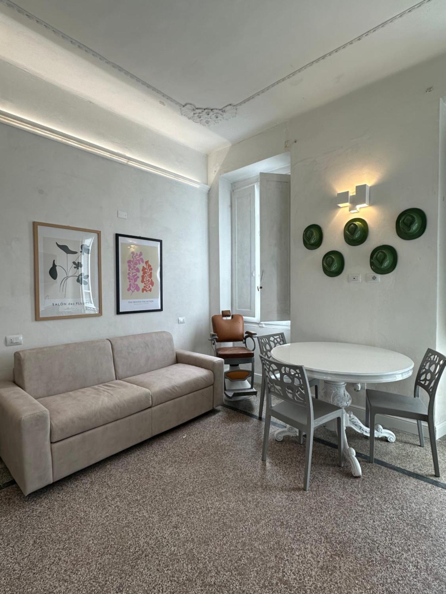 Palazzo Pilo Bed & Breakfast Sassari Luaran gambar